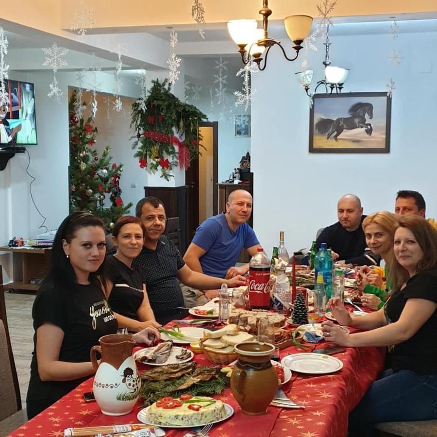Pensiunea Catalina Moldova Sulita Exteriör bild