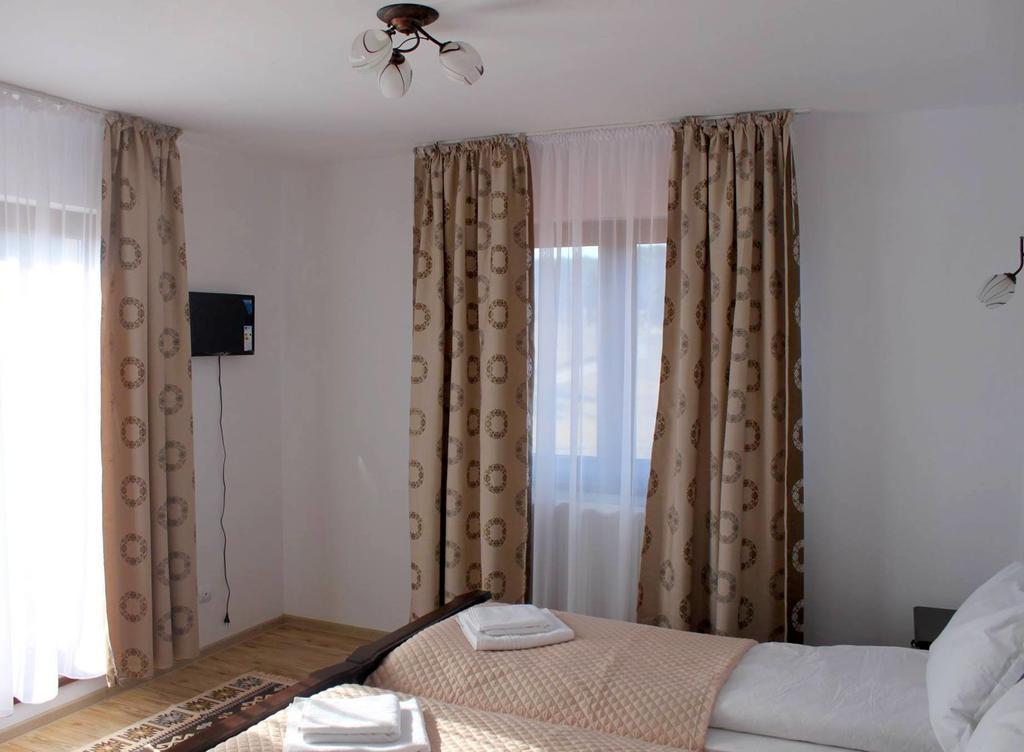 Pensiunea Catalina Moldova Sulita Exteriör bild